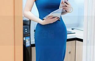 秀人网 - 原图里短裤的模样：舞媚歆一抖一抖，似乎在说“快看我”