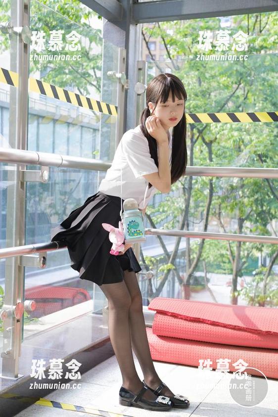 稚乖画册 - 惊了，生煎团团的女友，竟然把美图普及到免费水平！