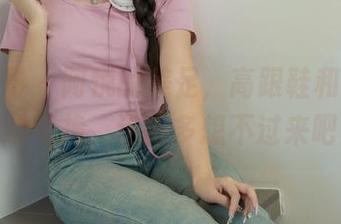 绮梦摄影 - 阿悦的美足，高跟鞋和拖鞋的无缝切换，这得多想不过来吧！