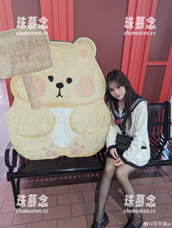 芊芊酱w 图册里的魔法:芊芊酱w视角,夏日的鬼怪云朵!你看见了吗?