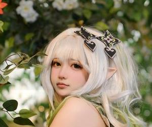 修女、私拍、莱可Raika,美图里透出的别样幽默。