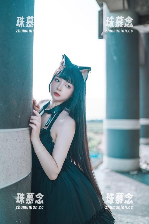 落落Raku 让人不忍直视的落落Raku旗袍图集,看看谁能hold住!