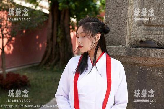 蜜桃社 - 特选Cris_卓娅祺的死库水：出乎意料的水下流行趋势，你能看懂吗？