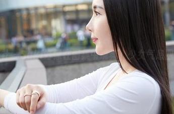 蜜桃社 - Suki好像在图集中跳舞，少女气息四溢！
