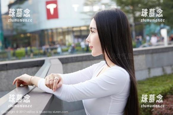 蜜桃社 - Suki好像在图集中跳舞，少女气息四溢！