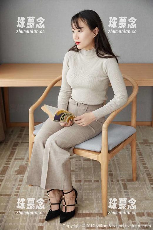 蜜桃社-珍妮Jeane 蜜桃社 - 从这套图中发现:珍妮Jeane的白裙是独立于重力的奇迹!