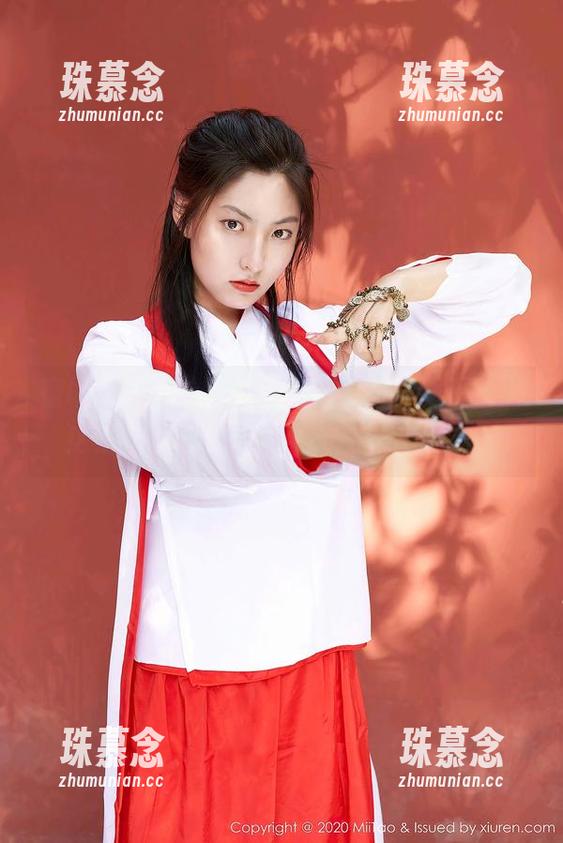 蜜桃社 - 精选雪梨sherry的礼服图集：这是件礼服，还是她的魔法斗篷呢？