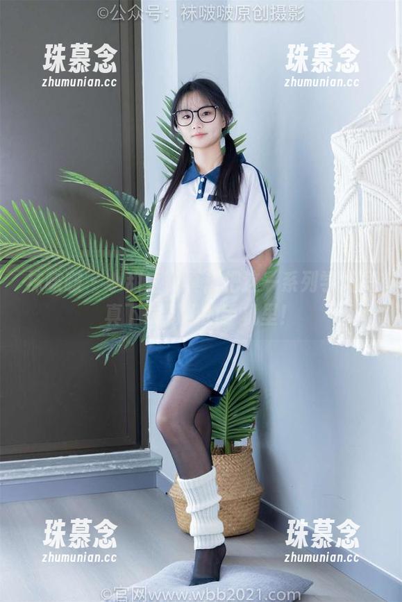 袜啵啵-小甜豆 袜啵啵 - 小甜豆,真想把这一系列学姐写真下载到我的手机里!