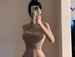 微密圈 - 水手服在手，陈妮妮UNI说：‘我也可以是大海的女神哦’！