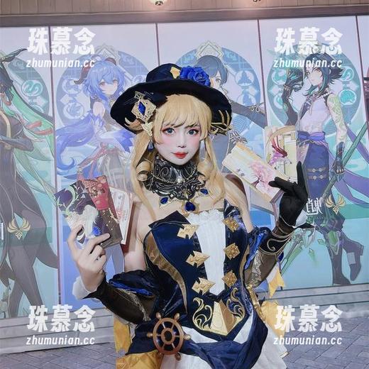 当雪猫演绎剧情：套图中，总有些不在状态的小细节