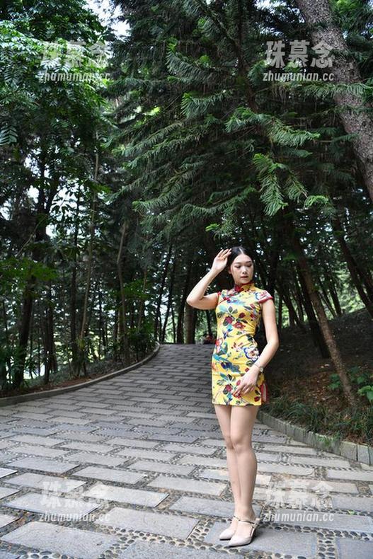 魔镜街拍 - 萌宝儿的女友写真，难道是为我量身定做？