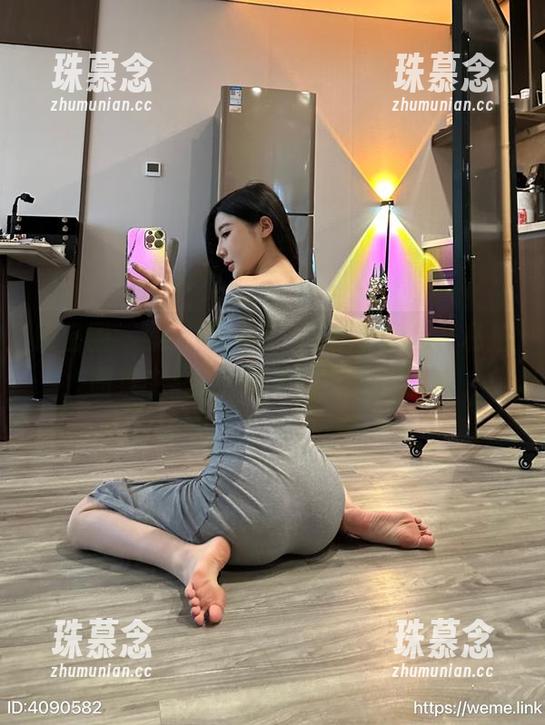 微密圈 - 黎允熙babyvs护士角色，私拍图集中总有一丝奇妙的气息飘来