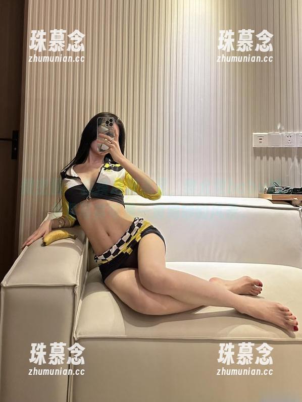 黎允熙baby 微密圈 - 摸摸这双美足,黎允熙baby的免费写真可是一道绝妙的风景。